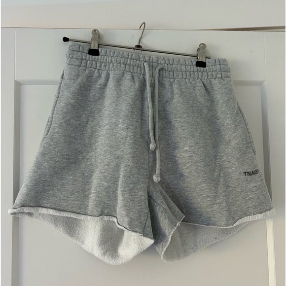 Aritzia TNA Heather Chrome Sweatshorts- size S - Picture 1 of 2